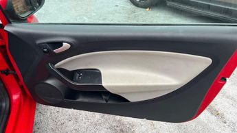 SEAT Ibiza 1.6 16V SE Hatchback 5dr Petrol DSG Euro 4 (105 ps)