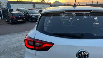 MG ZS 44.5kWh Excite SUV 5dr Electric Auto (143 ps)