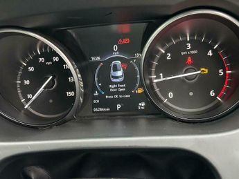 Land Rover Discovery Sport 2.0 TD4 HSE Black Auto 4WD Euro 6 (s/s) 5dr