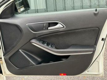 Mercedes-Benz A Class 2.1 A220 CDI BlueEfficiency AMG Sport 7G-DCT Euro 6 (s/s) 5dr