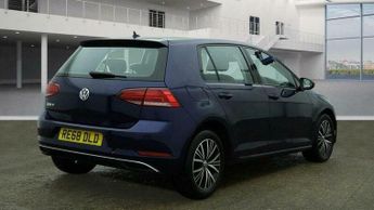 Volkswagen Golf 1.6 TDI SE Nav DSG Euro 6 (s/s) 5dr