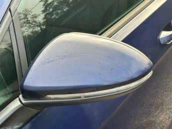 Volkswagen Golf 1.6 TDI SE Nav DSG Euro 6 (s/s) 5dr