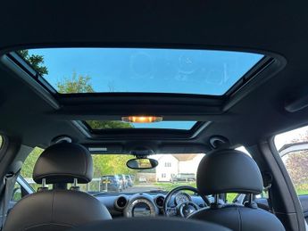 MINI Countryman COOPER S ALL4 FULL SERVICE HISTORY 10 STAMPS PAN ROOF FULL LEATH