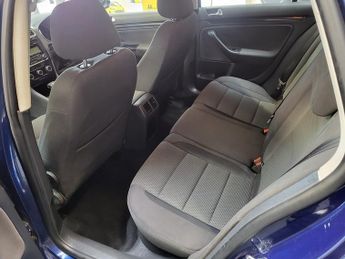 Volkswagen Golf SE TDI DSG