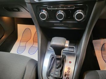 Volkswagen Golf SE TDI DSG