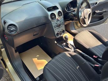 Vauxhall Corsa CLUB AC 16V