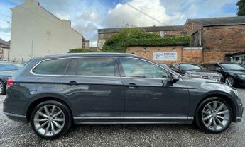 Volkswagen Passat 2.0 TDI BlueMotion Tech R-Line DSG Euro 6 (s/s) 5dr