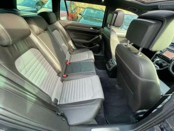 Volkswagen Passat 2.0 TDI BlueMotion Tech R-Line DSG Euro 6 (s/s) 5dr