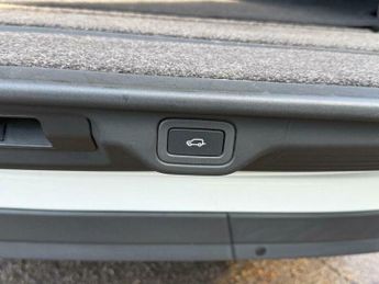 Land Rover Range Rover 3.0 TD V6 Vogue Auto 4WD Euro 6 (s/s) 5dr