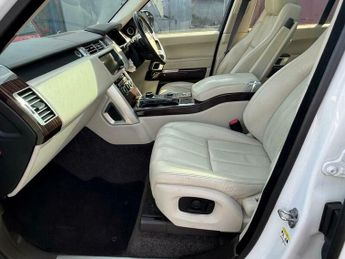 Land Rover Range Rover 3.0 TD V6 Vogue Auto 4WD Euro 6 (s/s) 5dr