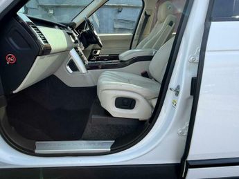 Land Rover Range Rover 3.0 TD V6 Vogue Auto 4WD Euro 6 (s/s) 5dr