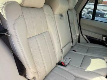 Land Rover Range Rover 3.0 TD V6 Vogue Auto 4WD Euro 6 (s/s) 5dr
