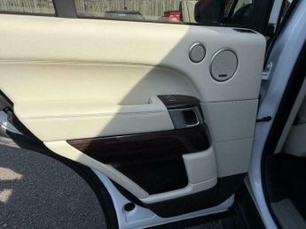 Land Rover Range Rover 3.0 TD V6 Vogue Auto 4WD Euro 6 (s/s) 5dr