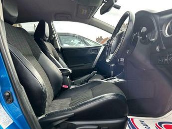 Toyota Auris 1.6 V-Matic Excel Multidrive S Euro 5 5dr