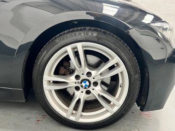 BMW 3 SERIES 330d M SPORT