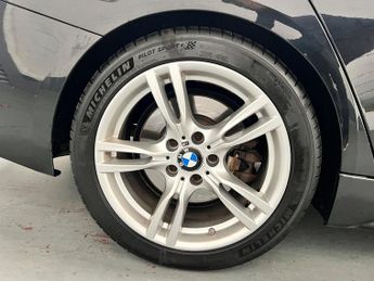 BMW 3 SERIES 330d M SPORT