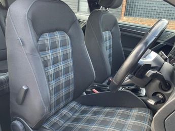 Volkswagen Golf 1.4 TSI 8.7kWh GTE Hatchback 5dr Petrol Plug-in Hybrid DSG Euro 