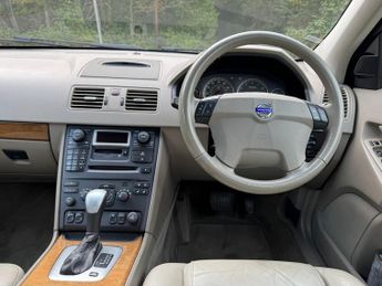 Volvo XC90 T6 SE Great Specification and service history