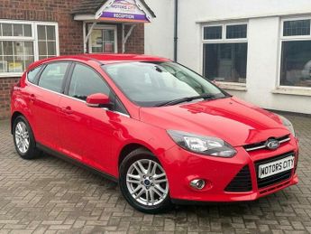 Ford Focus 1.0T EcoBoost Titanium Euro 5 (s/s) 5dr