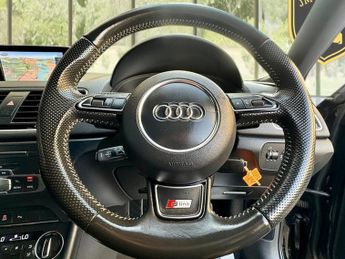 Audi Q3 TFSI QUATTRO S LINE EDITION