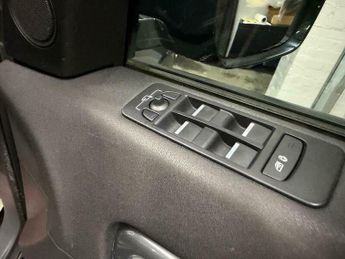 Land Rover Discovery Sport 2.0 TD4 HSE Auto 4WD Euro 6 (s/s) 5dr