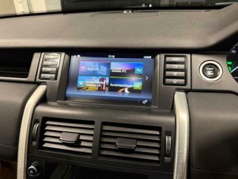 Land Rover Discovery Sport 2.0 TD4 HSE Auto 4WD Euro 6 (s/s) 5dr