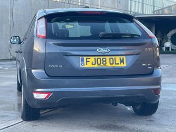 Ford Focus 1.8 Zetec Hatchback 5dr Petrol Manual (169 g/km, 123 bhp)