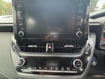 Toyota Corolla ICON-**HYBRID** FABULOUS SPECIFICATION AND SUPER LOW RUNNING COS