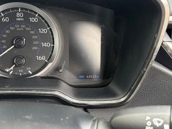 Toyota Corolla ICON-**HYBRID** FABULOUS SPECIFICATION AND SUPER LOW RUNNING COS
