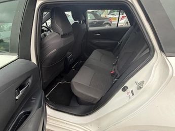 Toyota Corolla ICON-**HYBRID** FABULOUS SPECIFICATION AND SUPER LOW RUNNING COS