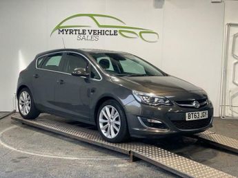 Vauxhall Astra 1.7 CDTi ecoFLEX Elite Euro 5 (s/s) 5dr