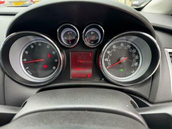 Vauxhall Astra 1.6 16v SRi Auto Euro 5 5dr