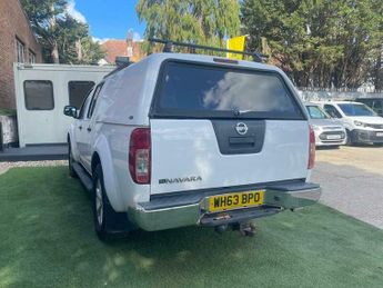 Nissan Navara DCI TEKNA 4X4 SHR DCB