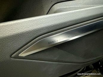 Audi E-TRON QUATTRO S LINE [2X SERVICES, SAT NAV, LEATHER, HEATED SEATS, PAN