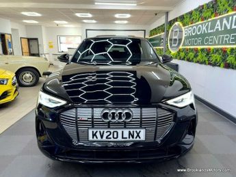 Audi E-TRON QUATTRO S LINE [2X SERVICES, SAT NAV, LEATHER, HEATED SEATS, PAN