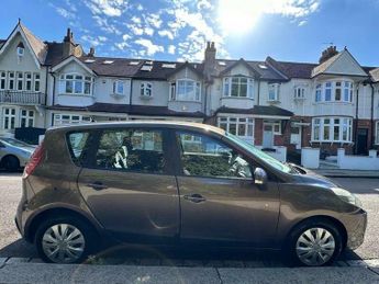 Renault Scenic 2.0 VVT Expression CVT Euro 5 5dr