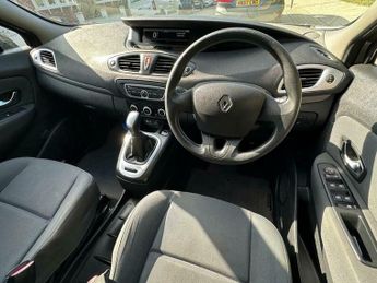 Renault Scenic 2.0 VVT Expression CVT Euro 5 5dr