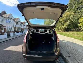 Renault Scenic 2.0 VVT Expression CVT Euro 5 5dr