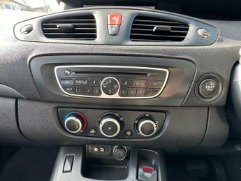 Renault Scenic 2.0 VVT Expression CVT Euro 5 5dr