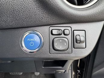 Toyota Yaris VVT-I EXCEL