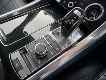 Land Rover Range Rover Sport SDV6 AUTOBIOGRAPHY DYNAMIC