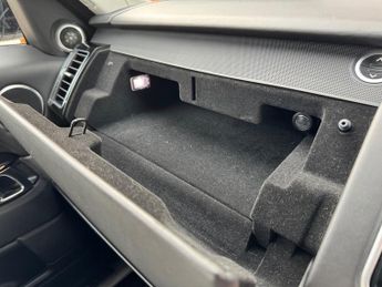 Land Rover Range Rover Sport SDV6 AUTOBIOGRAPHY DYNAMIC