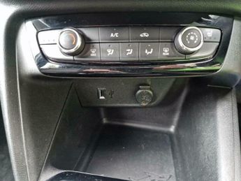 Vauxhall Corsa 1.2 Turbo SE Premium Auto Euro 6 (s/s) 5dr
