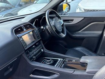 Jaguar F-Pace R-SPORT AWD