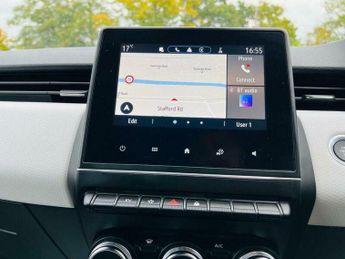 Renault Clio 1.6 E-TECH Techno Auto Euro 6 (s/s) 5dr