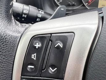 Toyota Yaris VVT-I T SPIRIT