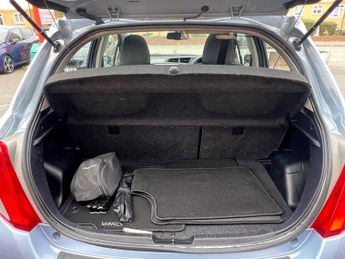 Toyota Yaris VVT-I T SPIRIT