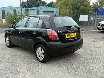 Kia Rio 1.4 2 5dr