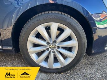 Volkswagen Passat HIGHLINE TDI BLUEMOTION TECHNOLOGY DSG