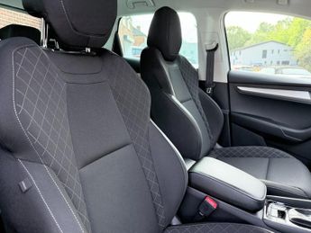 Skoda Karoq SE TECHNOLOGY TDI DSG BUY NO DEPOSIT FROM £59 A WEEK apple play 